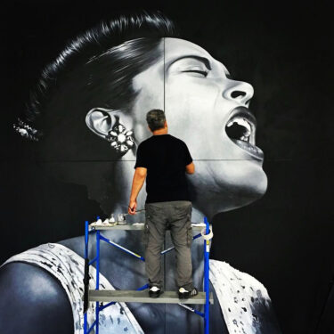 LANDMARK - Jeff Henriquez